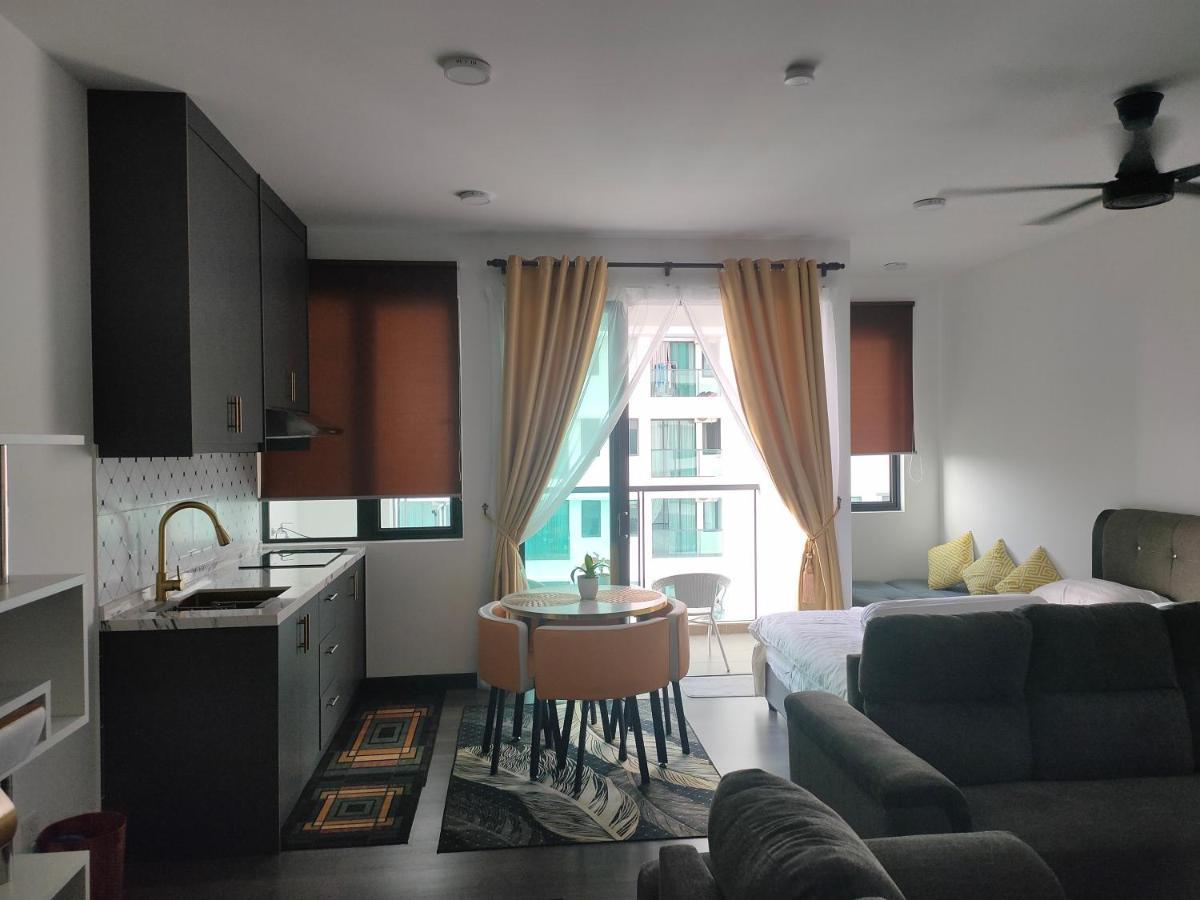 Nur Mateen's - Vista Bangi Service Homestay Kajang